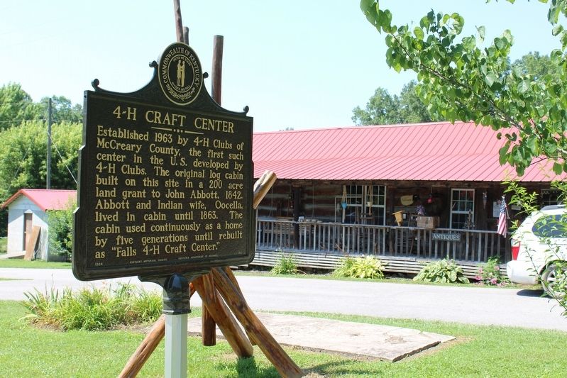 4-H Craft Center Marker image. Click for full size.