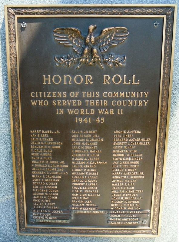 Veterans Memorial WWII Honor Roll Marker image. Click for full size.