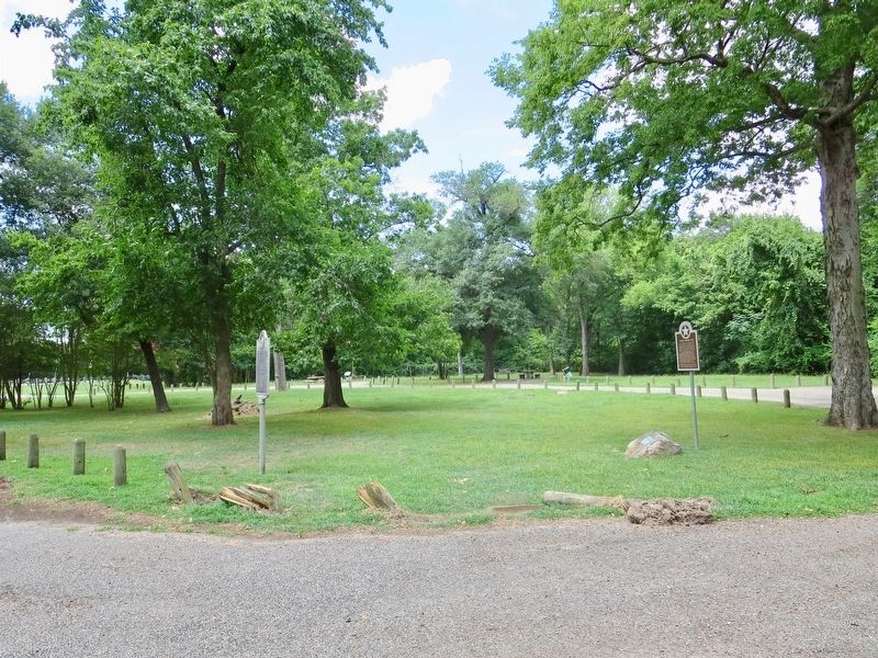 View of the Historic Roadside Park. image. Click for full size.