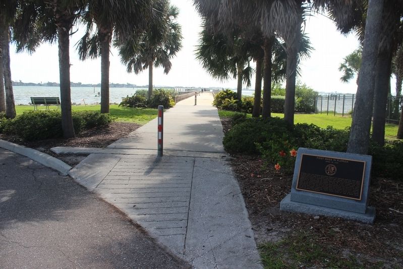 First Mass in Florida Marker and entrance to pier. image. Click for full size.