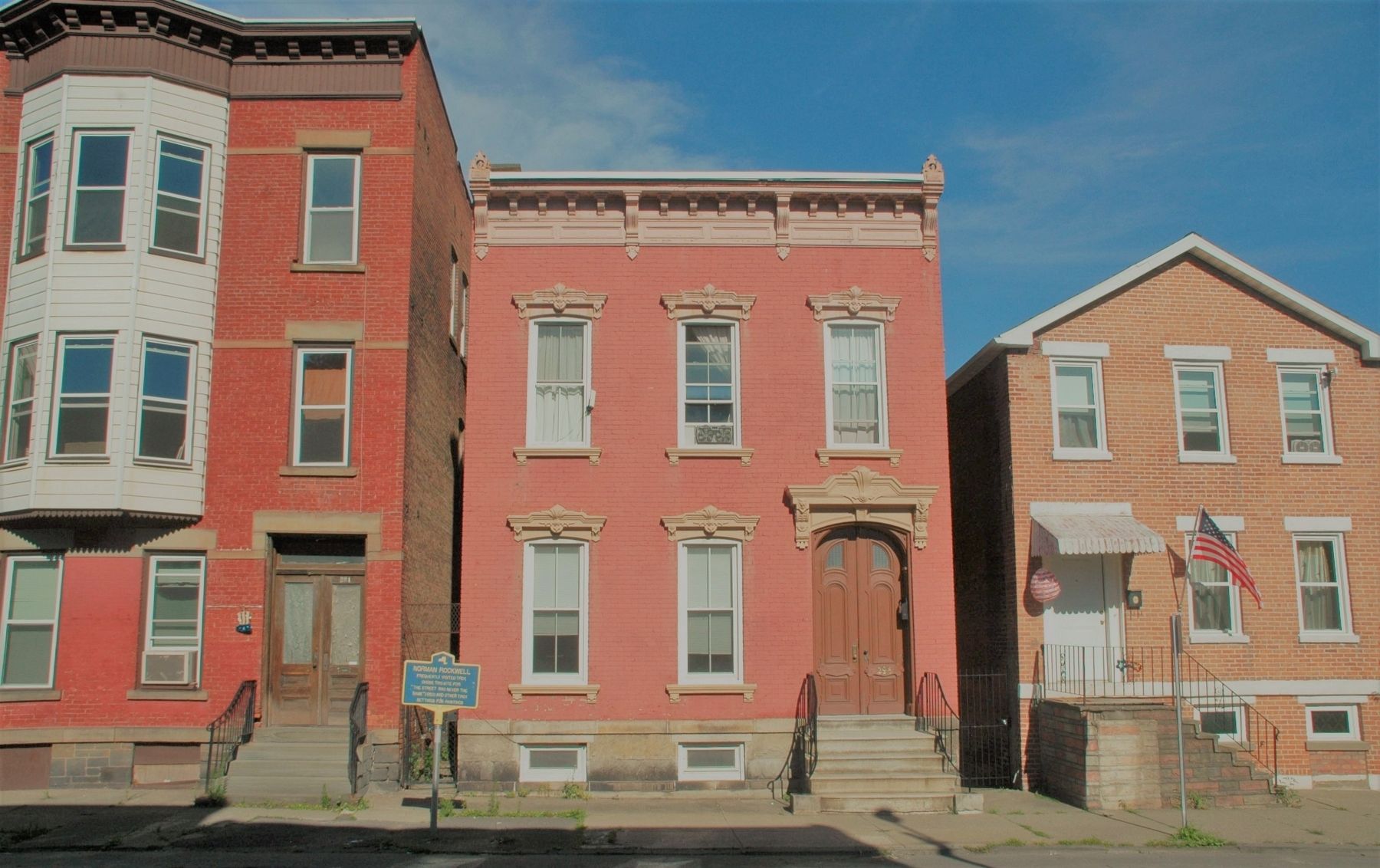 Fourth Street in Troy, New York image. Click for full size.