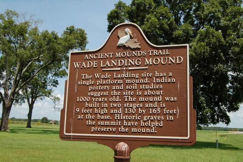 Wade Landing Mound Marker image. Click for full size.