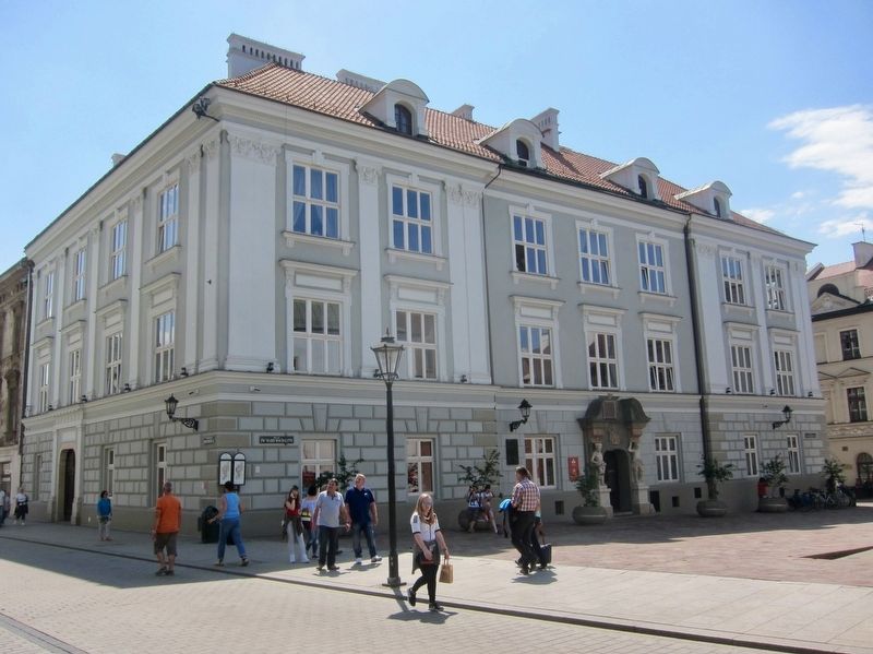 Brigadier Generals Smorawiński and Mond War Memorial - wider view image. Click for full size.
