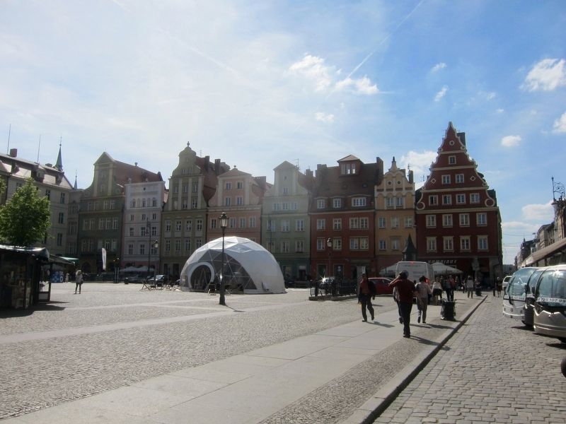 Plac Solny / Salt Square, looking west from marker site image. Click for full size.
