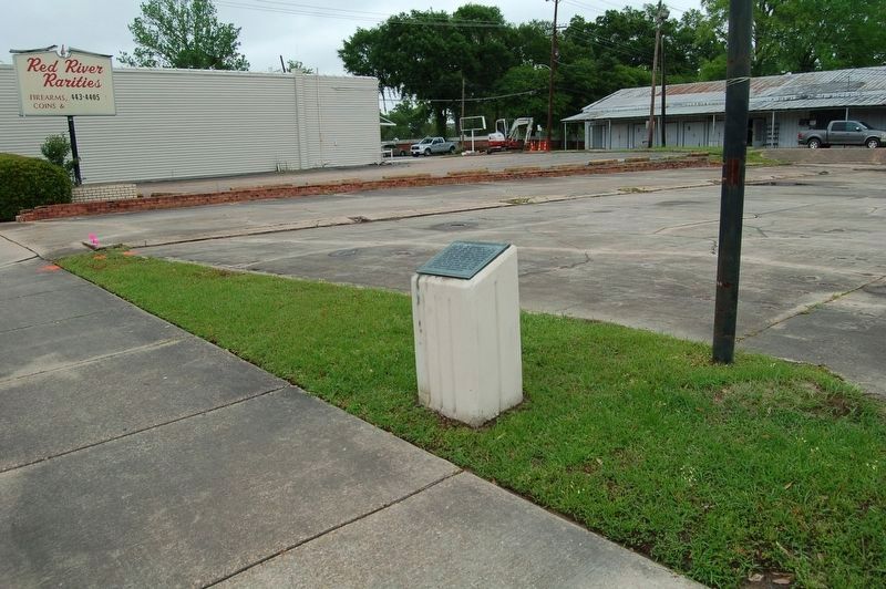 Intersection of Shamrock and Main Streets Marker image. Click for full size.