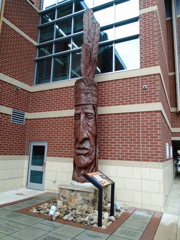 Chief Woapalanne Marker and Sculpture. Click for full size. Chief Woapalanne Marker and Sculpture image. Click for full size.