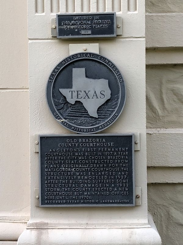 Old Brazoria County Courthouse Marker image. Click for full size.