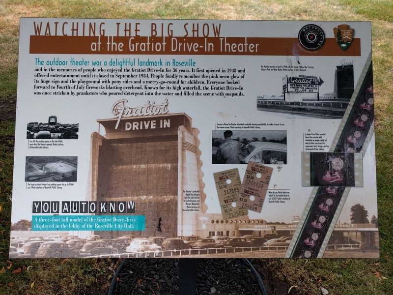 Watching the Big Show Marker image. Click for full size.