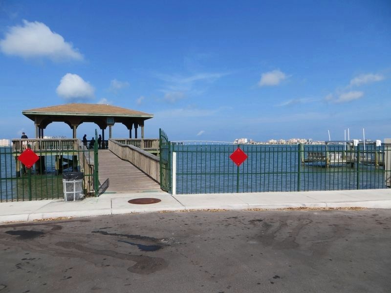 Magnolia Drive Dock image. Click for full size.
