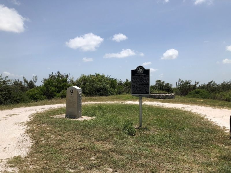 The Chihuahua Road Marker image. Click for full size.