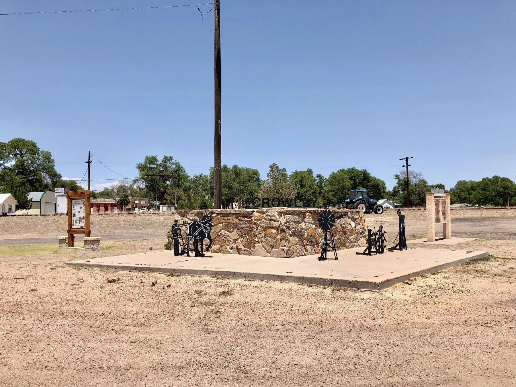 Wide shot of marker(on right) along Colorado Highway 96. image. Click for full size.