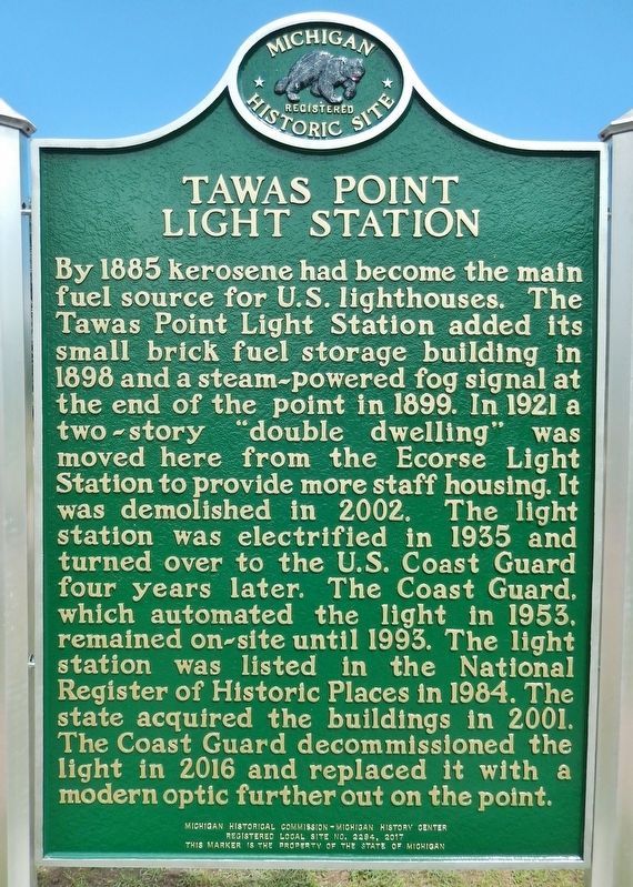 Tawas Point Light Station Marker (<i>side 2</i>) image. Click for full size.