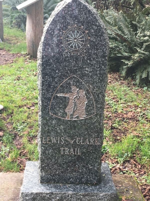 Lewis and Clark Trail Marker (Front). Click for full size. Lewis and Clark Trail Marker (Front) image. Click for full size.