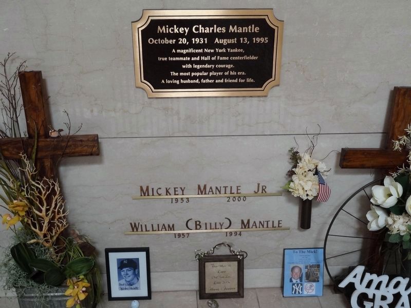 Mickey Charles Mantle Grave image. Click for full size.