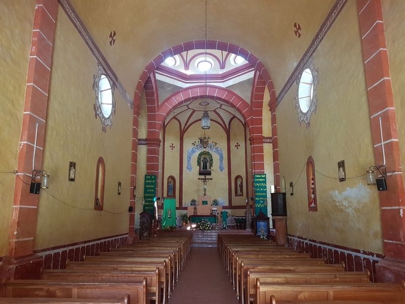 Interior of the San Francisco de Tilaco Franciscan Mission image. Click for full size.