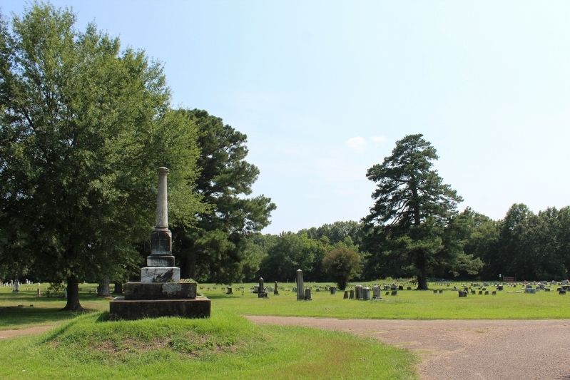 Confederate Monument image. Click for full size.