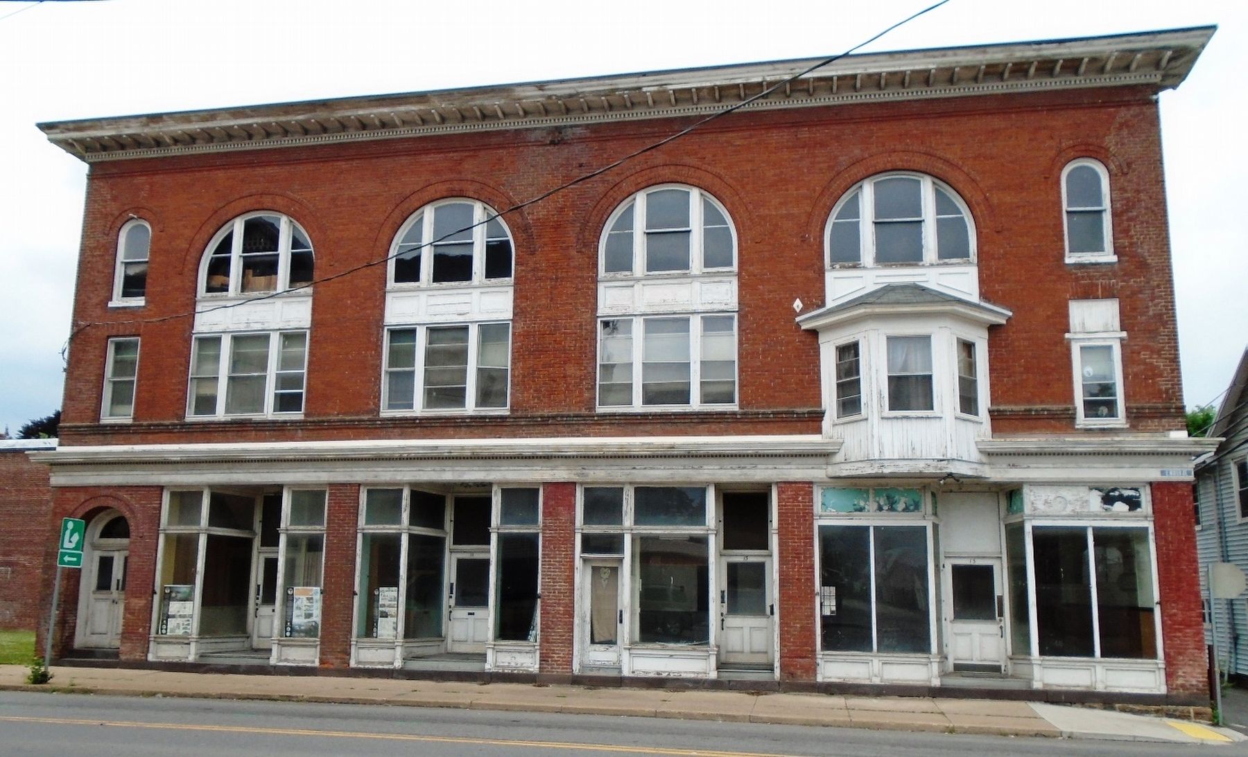 Former Mozley's Opera House on East Water Street image. Click for full size.