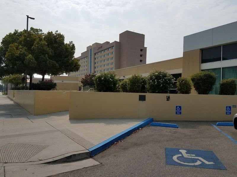 Site of Baker's Field Marker image. Click for full size.