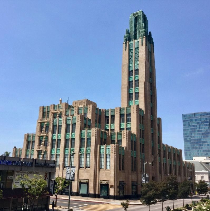 Bullocks Wilshire image. Click for full size.