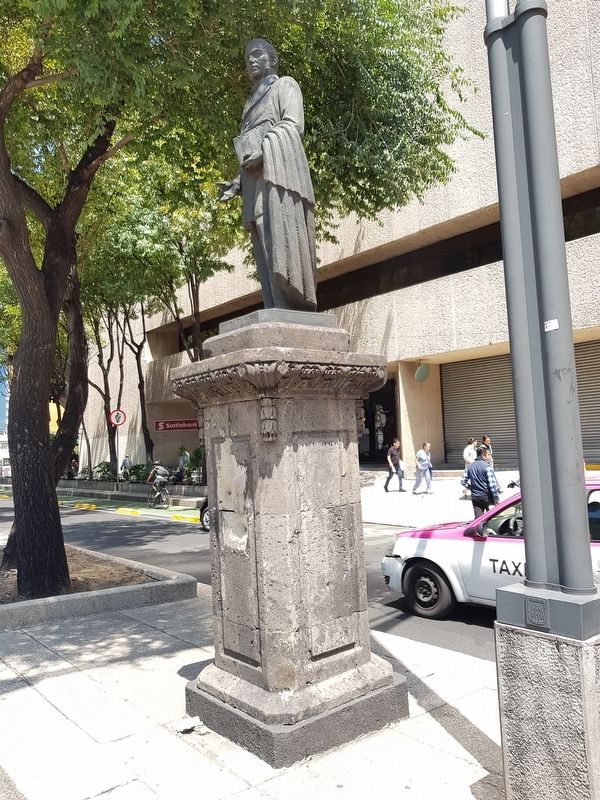 Dr. José Luis Mora statue. Click for full size. Dr. José Luis Mora statue image. Click for full size.
