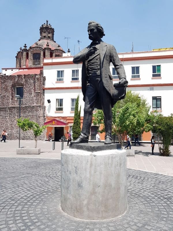 The nearby statue of Francisco Zarco image. Click for full size.