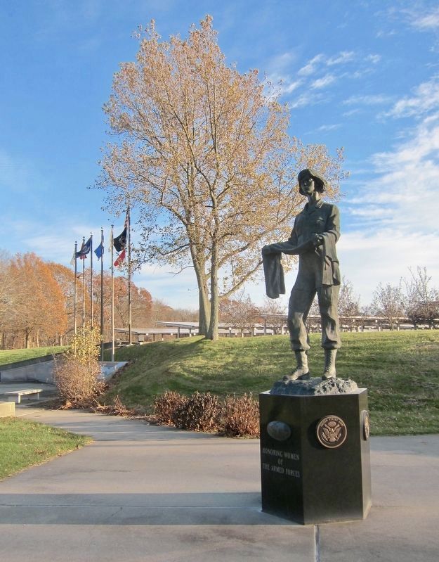 Women of the Armed Forces Memorial image. Click for full size.