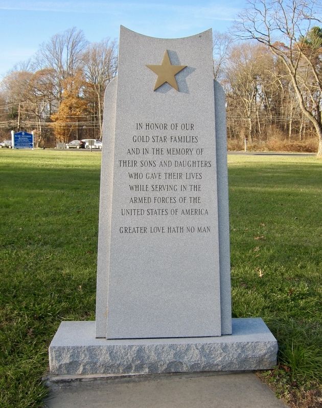 Gold Star Families War Memorial image. Click for full size.