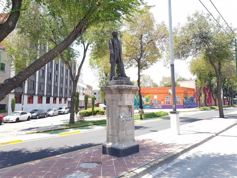 General Manuel Mrquez de Len Marker and statue image. Click for full size.