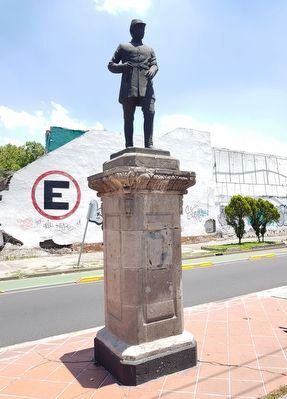General Eulogio Parra Espinosa Marker and statue image. Click for full size.