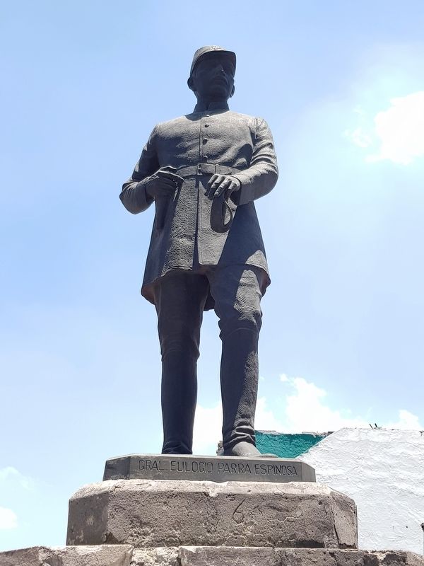 General Eulogio Parra Espinosa statue. Click for full size. General Eulogio Parra Espinosa statue image. Click for full size.