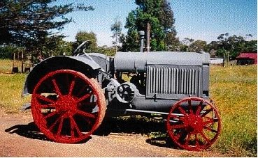 1928 McCormick Deering 15-30 Gear-Drive Tractor image. Click for full size.