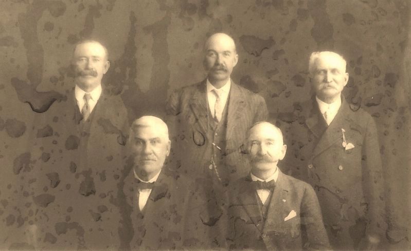 Marker detail: 1912-1915 Lawrence County Commissioners image. Click for full size.