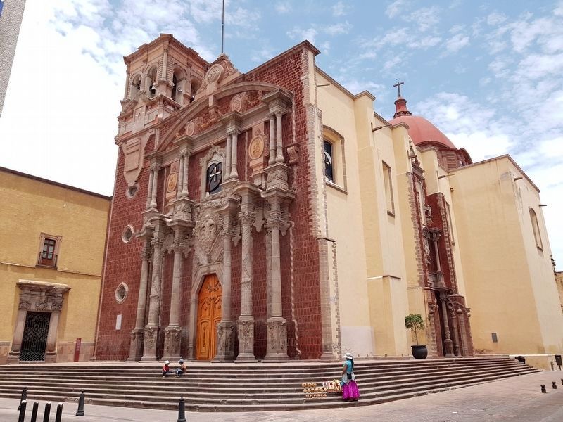 Temple of San Felipe Neri and Marker. Click for full size. Temple of San Felipe Neri and Marker image. Click for full size.