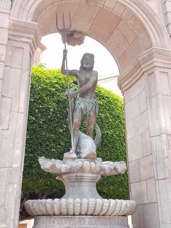 The Neptune statue of the fountain image. Click for full size.