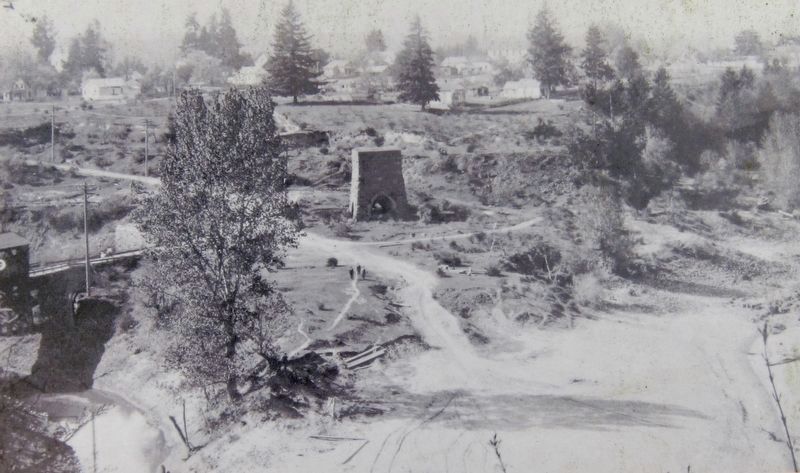 Marker photo: Furnace and landing image. Click for full size.