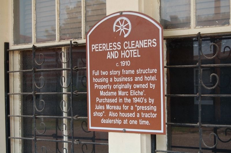 Peerless Cleaners and Hotel Marker image. Click for full size.