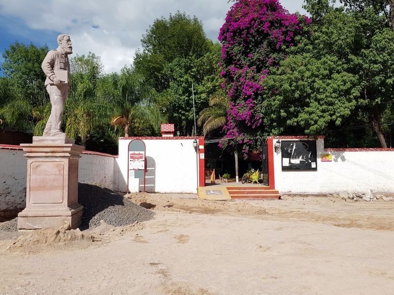 The Escandón Bathing Pools Marker. Click for full size. The Escandón Bathing Pools Marker image. Click for full size.