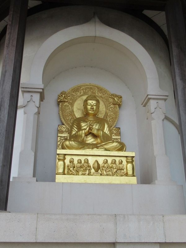 London Peace Pagoda image. Click for full size.