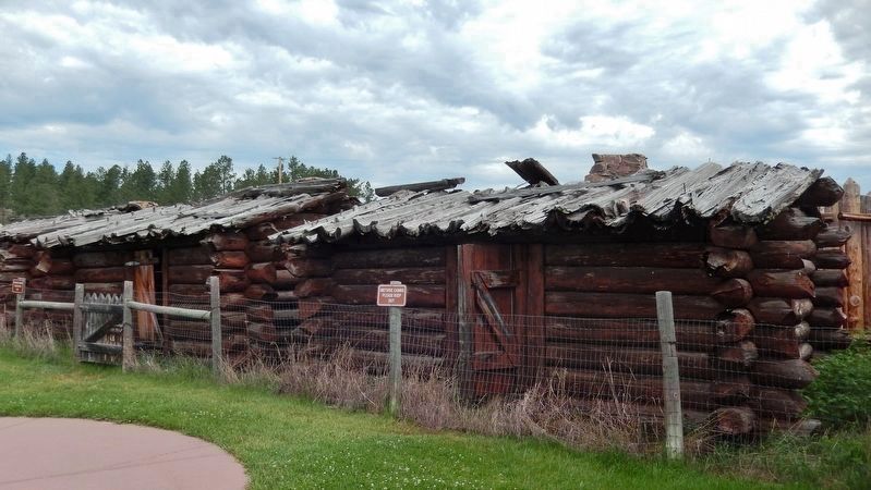 Inside the Gordon Stockade Today (<i>note the interesting log roof design</i>) image. Click for full size.