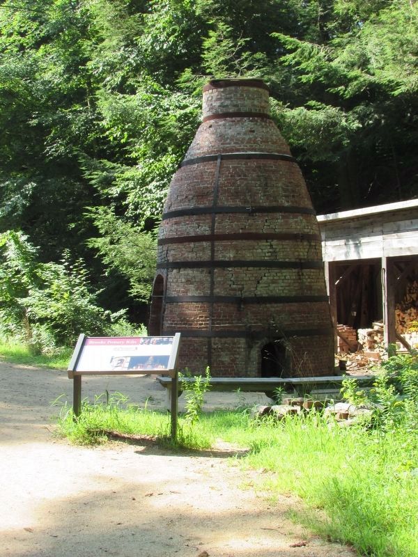 Brooks Pottery Kiln with Marker image. Click for full size.