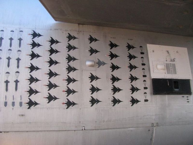 HiMAT and B-52 #008. Click for full size. HiMAT and B-52 #008 image. Click for full size.