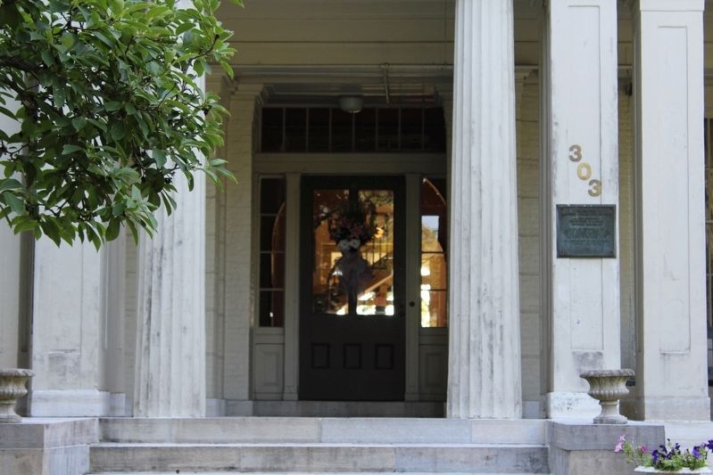 Jacobs Hall Entrance image. Click for full size.