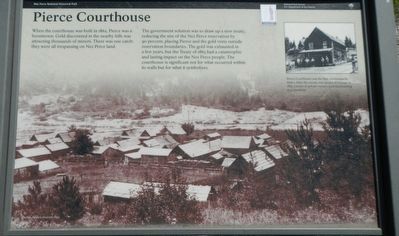 Pierce Courthouse Marker. Click for full size. Pierce Courthouse Marker image. Click for full size.