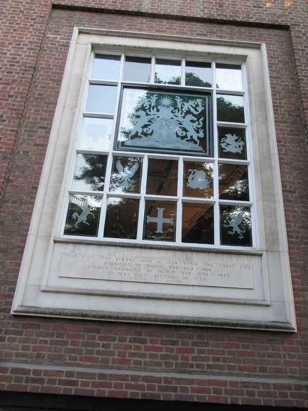 Worshipful Company of Innholders Window. Click for full size. Worshipful Company of Innholders Window image. Click for full size.