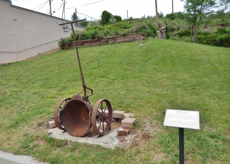 Homestake Slag Buggy Marker (<i>wide view</i>). Click for full size. Homestake Slag Buggy Marker (<i>wide view</i>) image. Click for full size.