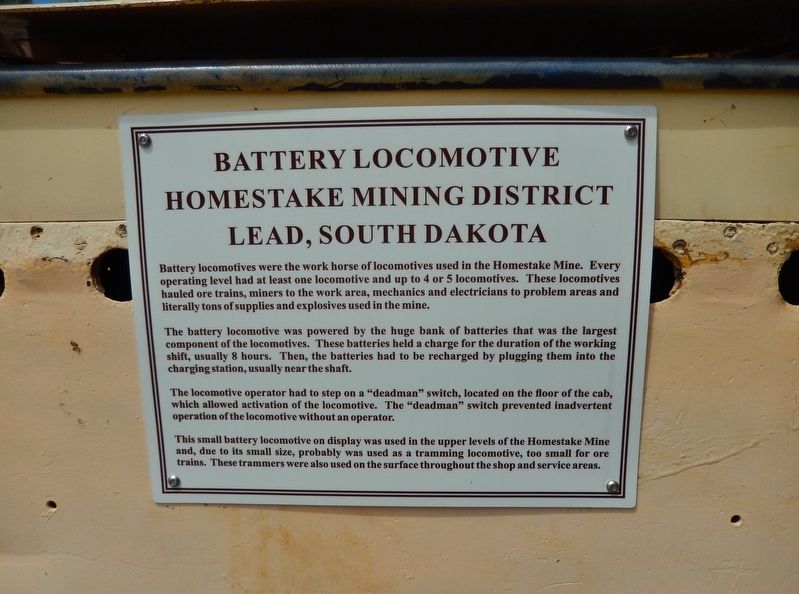Battery Locomotive Marker (<i>wide view; marker mounted on back side of locomotive</i>). Click for full size. Battery Locomotive Marker (<i>wide view; marker mounted on back side of locomotive</i>) image. Click for full size.