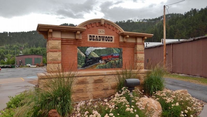 Deadwood Trailhead Sign (<i>near marker</i>) image. Click for full size.
