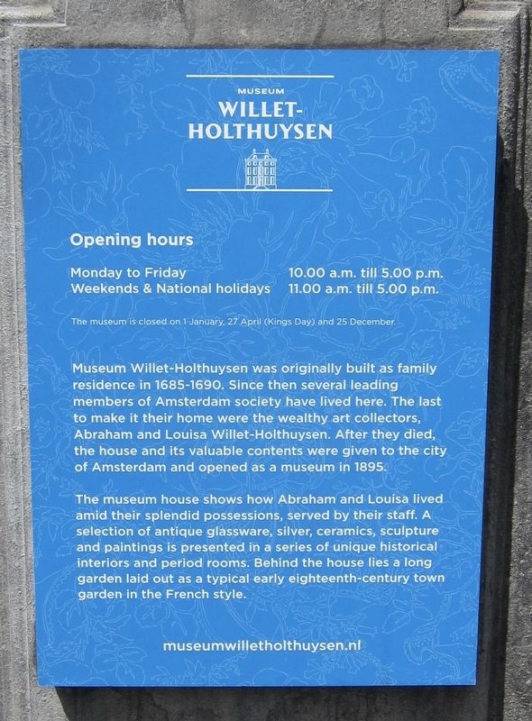 Museum Willet-Holthuysen Marker - English panel image. Click for full size.