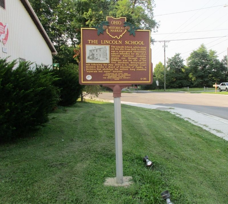 The Lincoln School Marker. Click for full size. The Lincoln School Marker image. Click for full size.