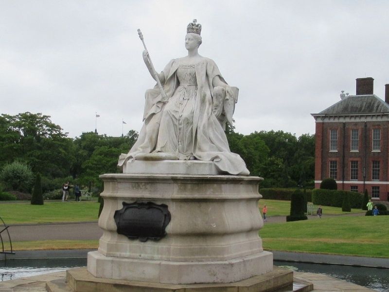 Queen Victoria image. Click for full size.